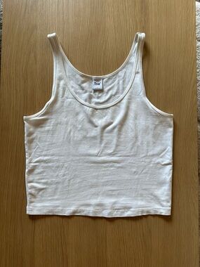 TNA White Scoop-Neck Tank